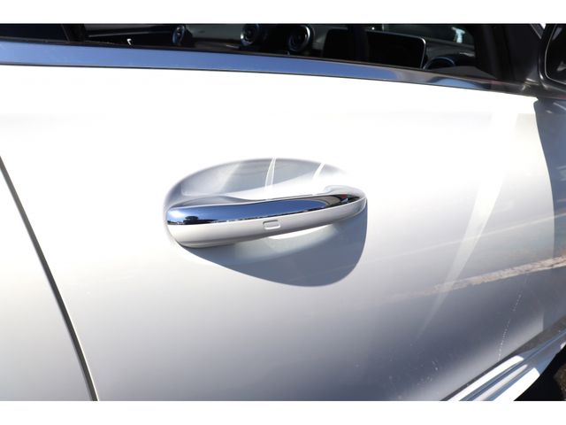 MERCEDES BENZ C CLAS 2022 Image 31