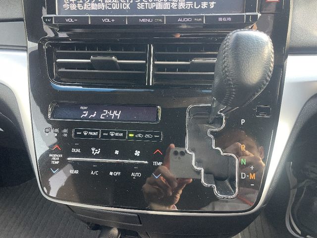 TOYOTA ESTIMA  4WD 2016 Image 31