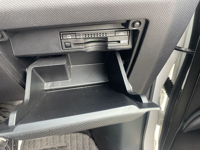 TOYOTA ESTIMA  4WD 2016 Image 31