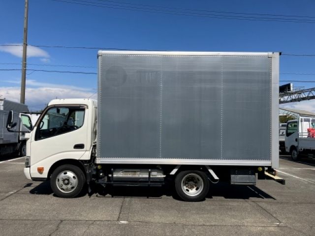 HINO DUTRO 2015 Image 31