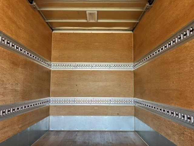 HINO DUTRO 2015 Image 31