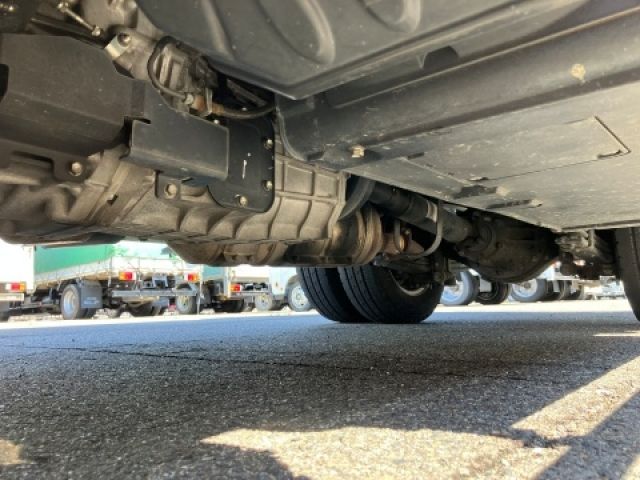 HINO DUTRO 2015 Image 31