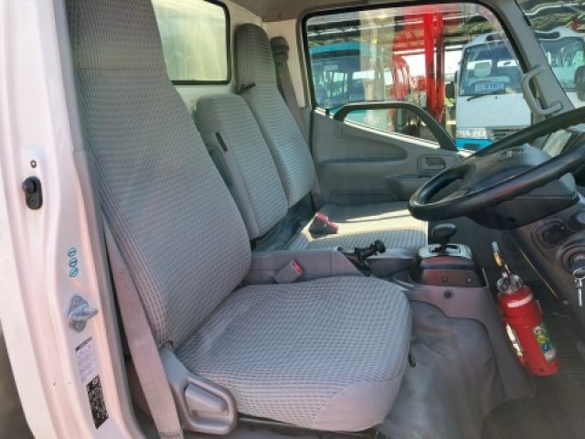 HINO DUTRO 2015 Image 31