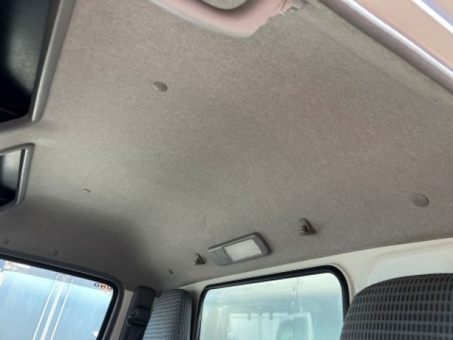 HINO DUTRO 2015 Image 31