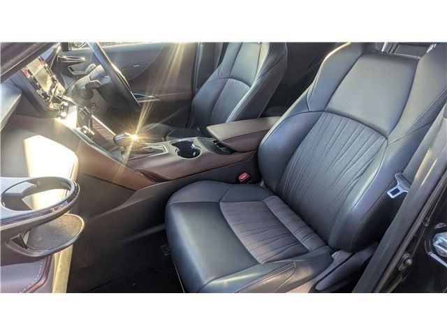 TOYOTA HARRIER 2WD 2021 Image 31