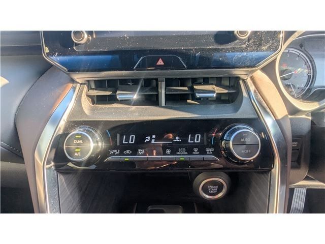 TOYOTA HARRIER 2WD 2021 Image 31