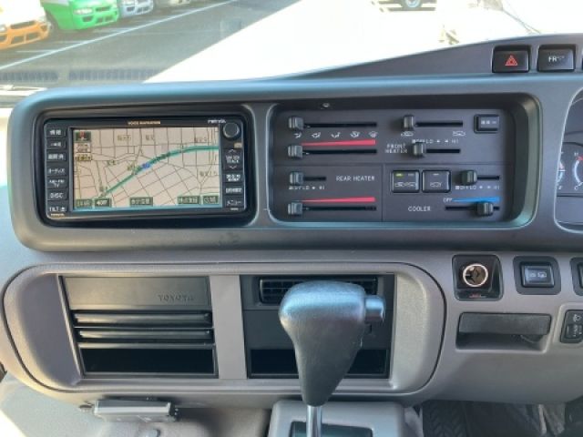 TOYOTA COASTER 2010 Image 31