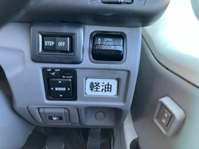 TOYOTA COASTER 2010 Image 31