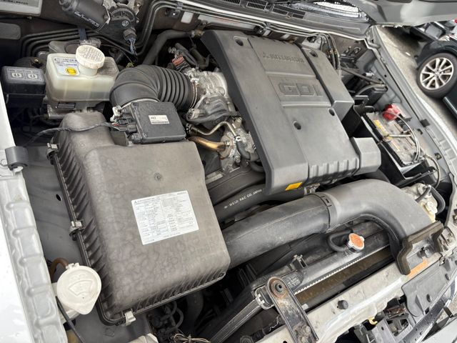 MITSUBISHI PAJERO WAGON 2001 Image 31