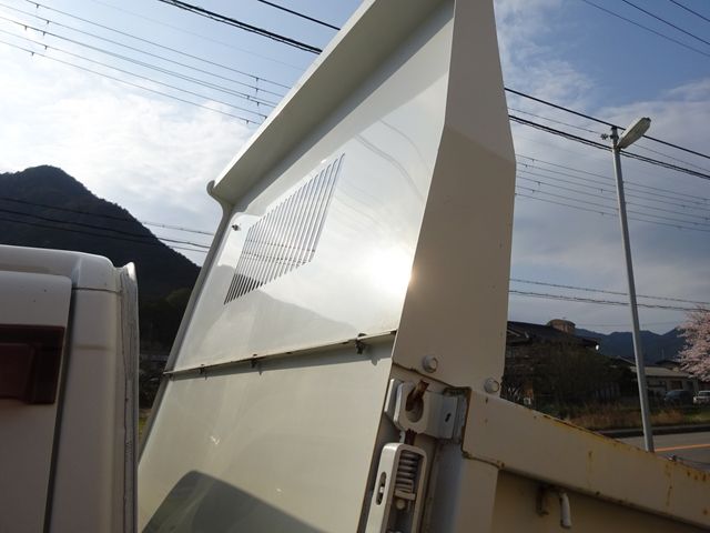 DAIHATSU HIJET DUMP 4WD 2012 Image 31