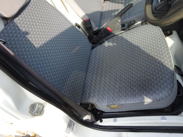 DAIHATSU HIJET DUMP 4WD 2012 Image 31