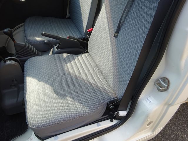 DAIHATSU HIJET DUMP 4WD 2012 Image 31