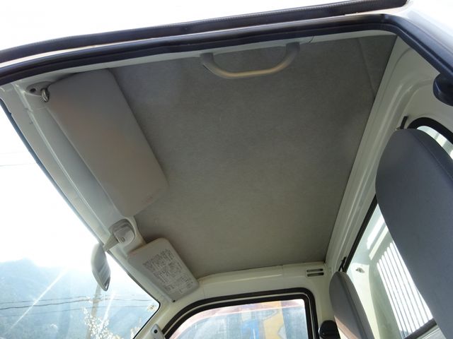 DAIHATSU HIJET DUMP 4WD 2012 Image 31
