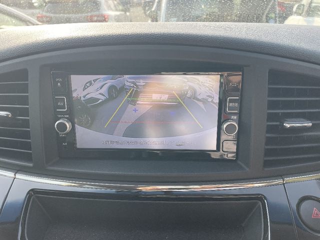 NISSAN ELGRAND 2017 Image 31