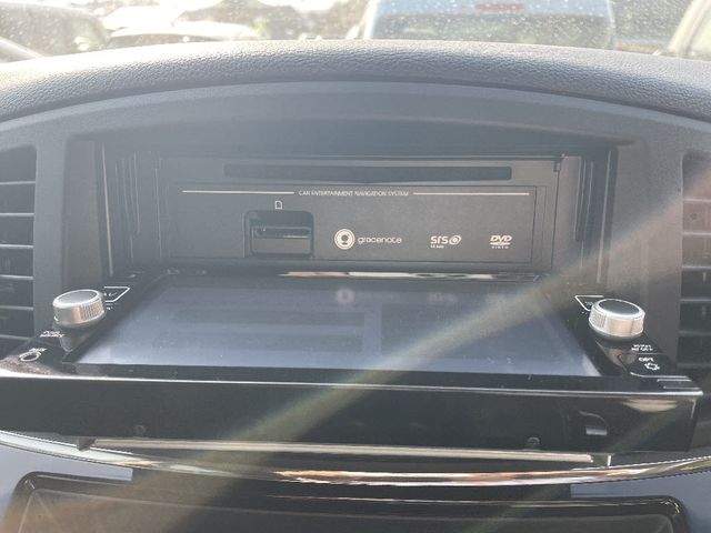 NISSAN ELGRAND 2017 Image 31