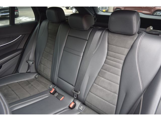 MERCEDES BENZ E CLAS 2017 Image 31