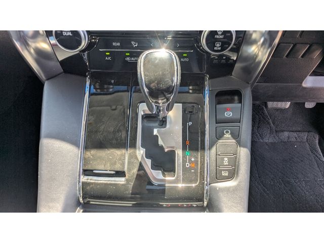 TOYOTA ALPHARD 2016 Image 31