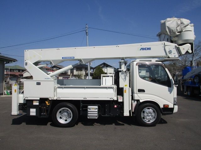 HINO DUTRO 2017 Image 31