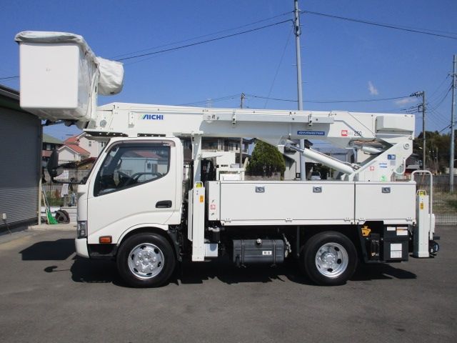HINO DUTRO 2017 Image 31