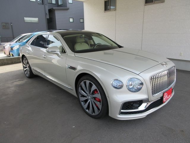 BENTLEY BENTLEY 2022 Image 31