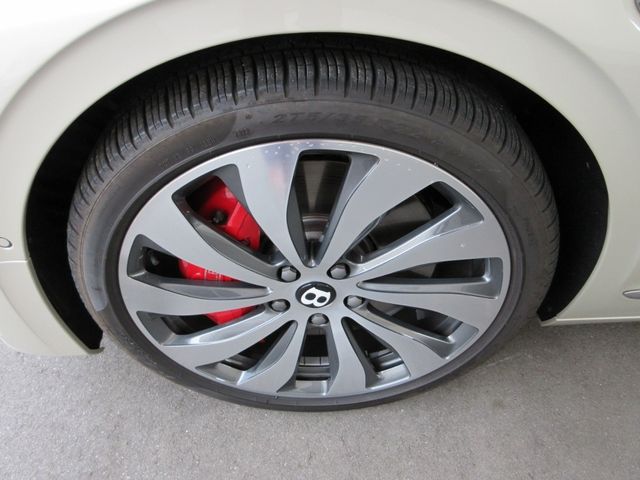 BENTLEY BENTLEY 2022 Image 31