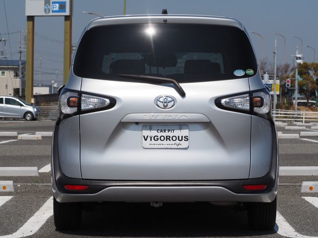 TOYOTA SIENTA 2017 Image 31
