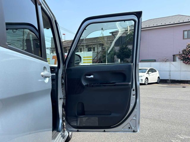 DAIHATSU TANTO 2018 Image 31