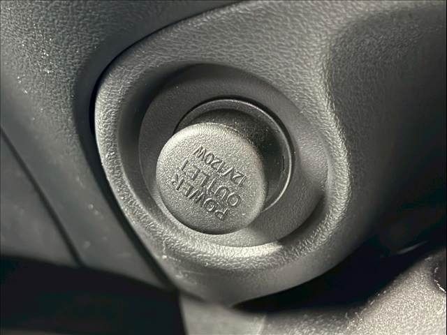 NISSAN JUKE 2017 Image 31