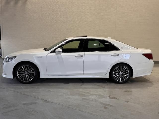 TOYOTA CROWN SEDAN HYBRID 2015 Image 31