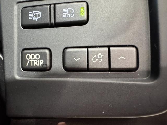 TOYOTA CROWN SEDAN HYBRID 2015 Image 31