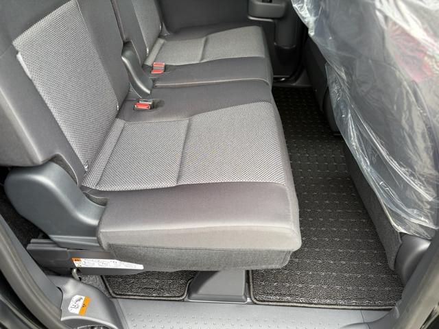 TOYOTA SIENTA HYBRID 2026 Image 31