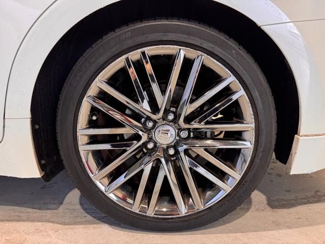 TOYOTA CROWN SEDAN 2014 Image 31