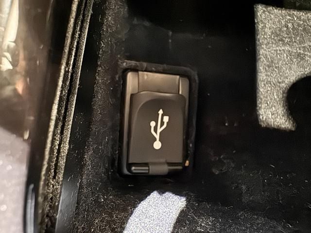 TOYOTA CROWN SEDAN 2014 Image 31