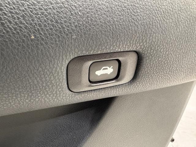 TOYOTA CROWN SEDAN 2014 Image 31