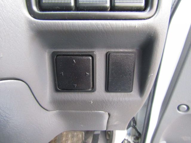 MAZDA BONGO TRUCK 1.15T 2W 2017 Image 31