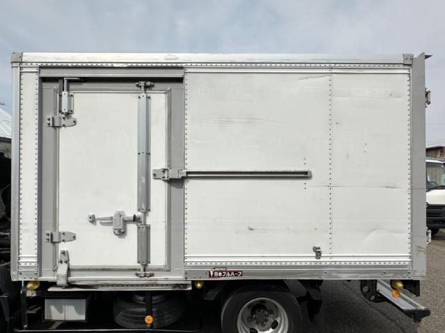 ISUZU ELF 2016 Image 31