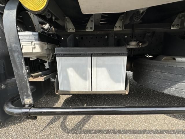 ISUZU ELF 2016 Image 31