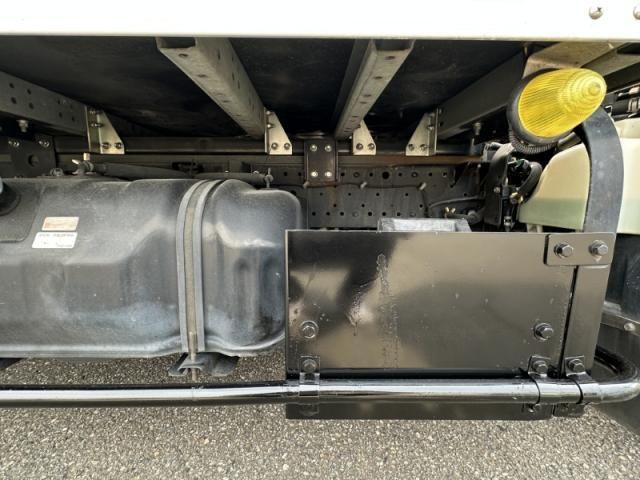 ISUZU ELF 2016 Image 31