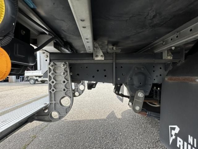 ISUZU ELF 2016 Image 31