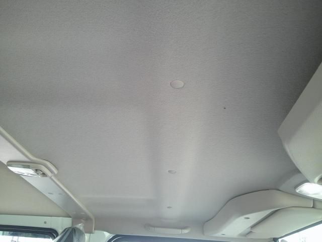 MITSUBISHI CANTER 2025 Image 31