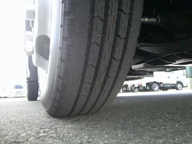 MITSUBISHI CANTER 2025 Image 31