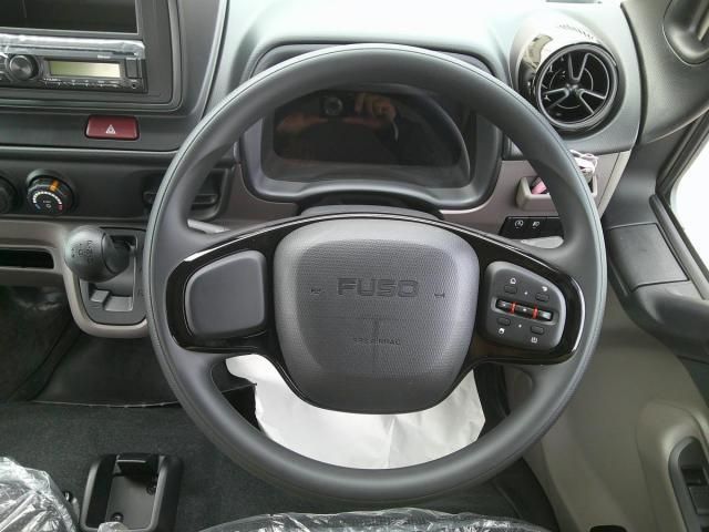 MITSUBISHI CANTER 2025 Image 31