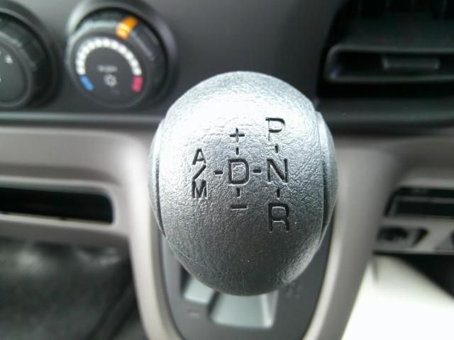 MITSUBISHI CANTER 2025 Image 31