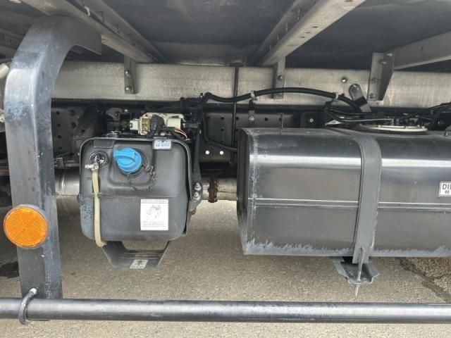 MITSUBISHI CANTER 2019 Image 31
