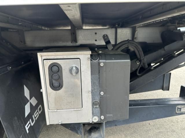 MITSUBISHI CANTER 2019 Image 31