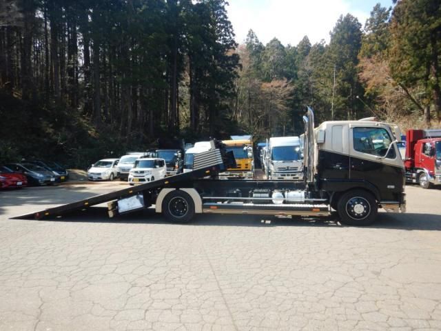 MITSUBISHI FUSOU FIGHTER 2007 Image 31