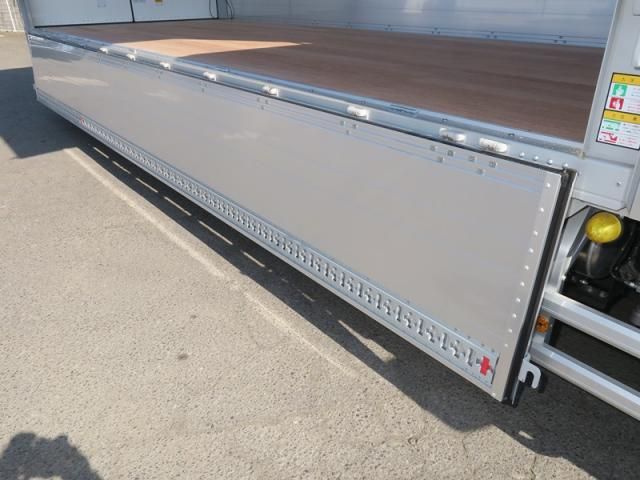 MITSUBISHI FUSOU FIGHTER 2024 Image 31