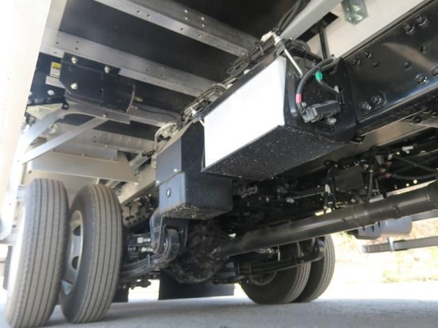 MITSUBISHI FUSOU FIGHTER 2024 Image 31