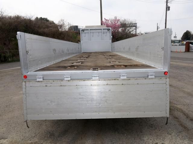 MITSUBISHI FUSOU SUPER GREAT 2016 Image 31