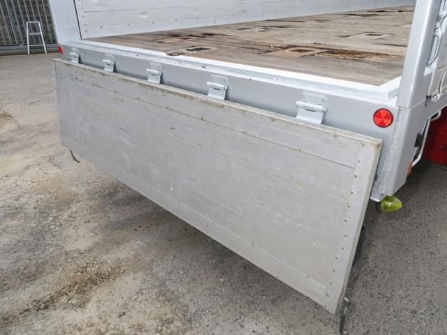 MITSUBISHI FUSOU SUPER GREAT 2016 Image 31